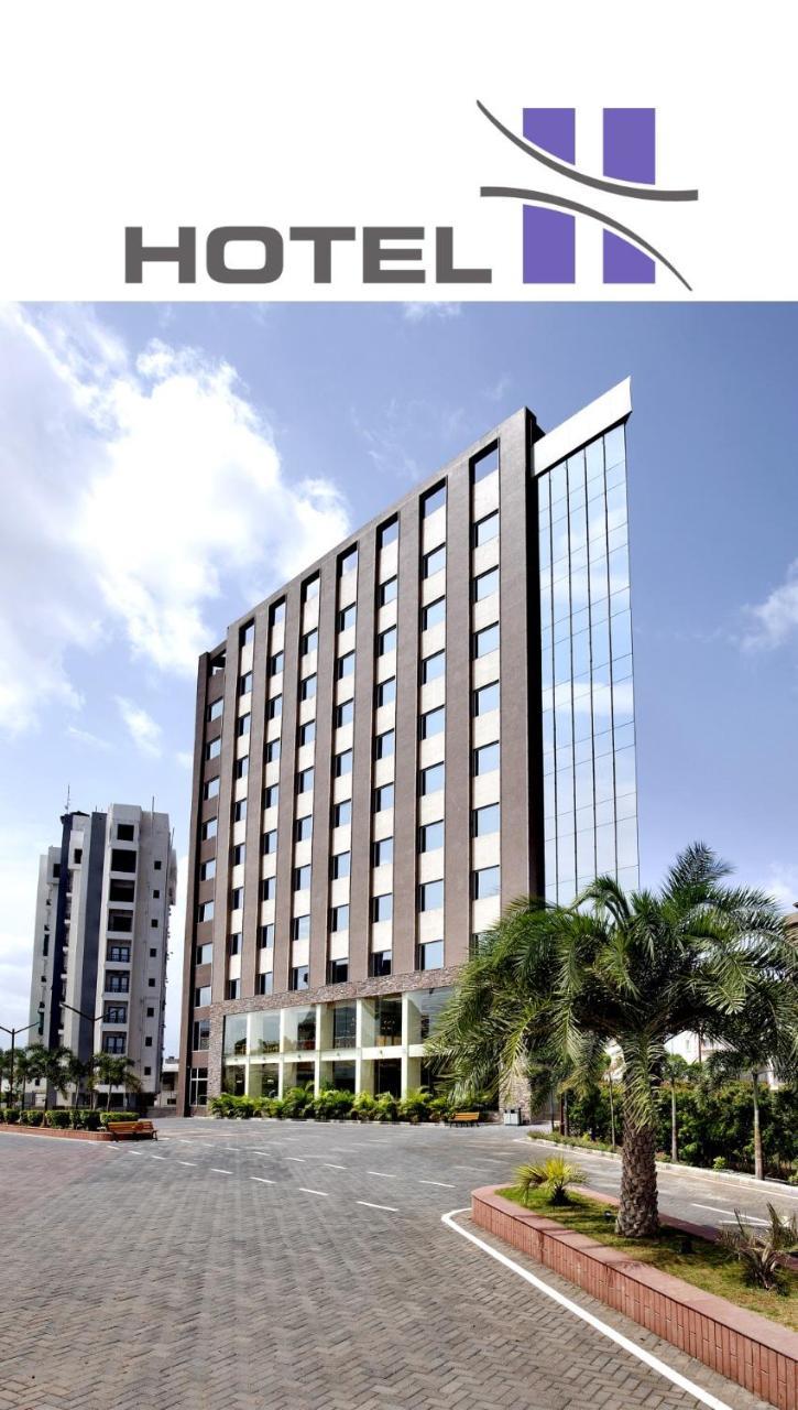 H - Sandhill Private Limited Hotel Ānand